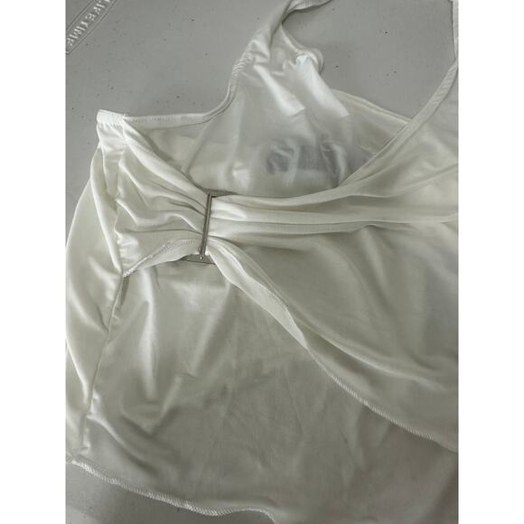 PrettyLittleThing Women 10 White Slinky Buckle Detail Top Halter Shirt NWT - Picture 4 of 7